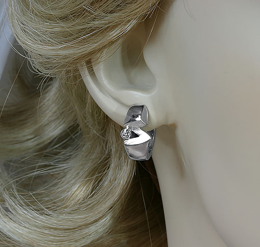 Woman's Earrings "Z" Shape Huggies 18k Yellow Gold Diamonds